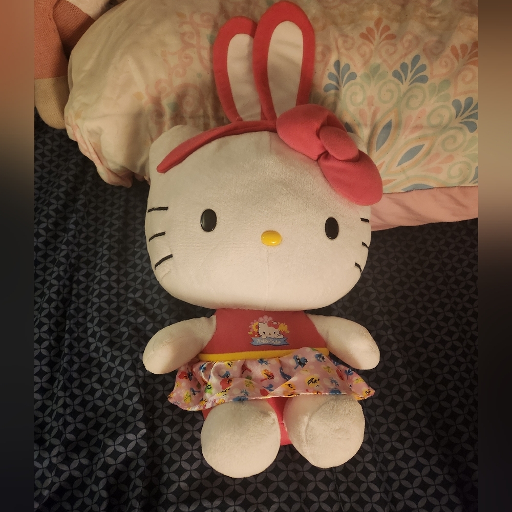 Hello Kitty Easter stuffie